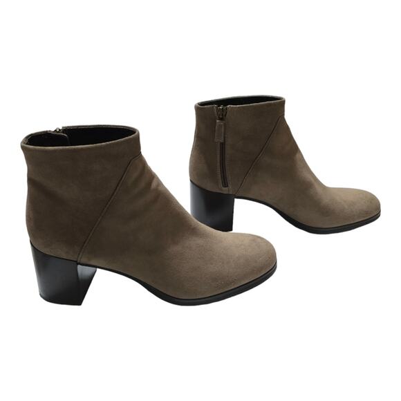 AQUATALIA Brown Suede Heels Booties Ankle Boots Women's Size 11 - Picture 1 of 10